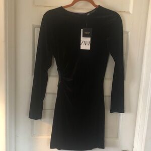 Zara Elegant Black Long Sleeve Dress